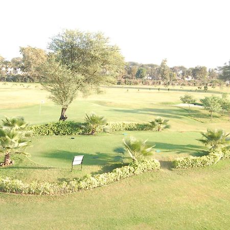 Hotel Cambay Sapphire, Gandhinagar Facilidades foto