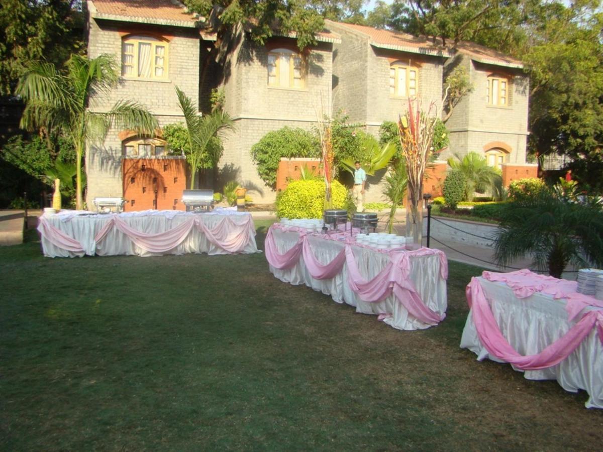 Hotel Cambay Sapphire, Gandhinagar Exterior foto